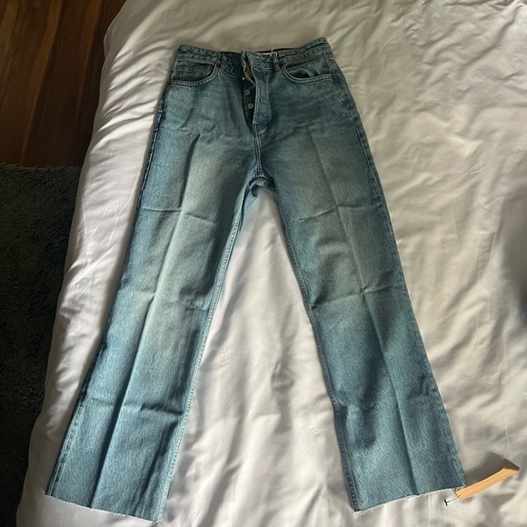 Reformation Cynthia High Rise Straight Cropped Jeans - Picture 13 of 13